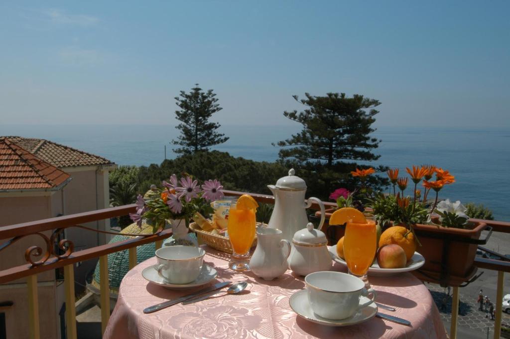 Hotel Baia Verde Maiori Chambre photo