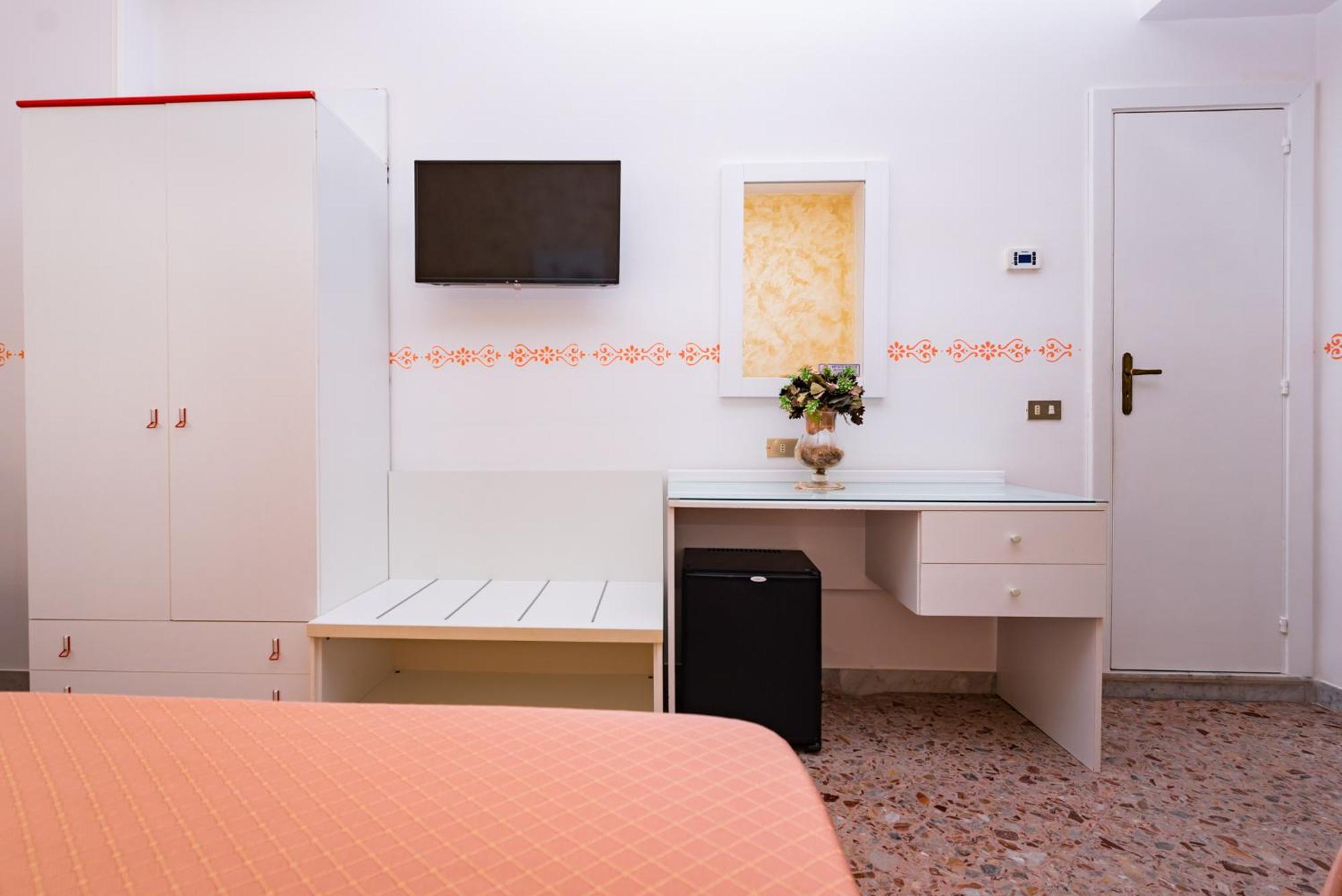 Hotel Baia Verde Maiori Extérieur photo